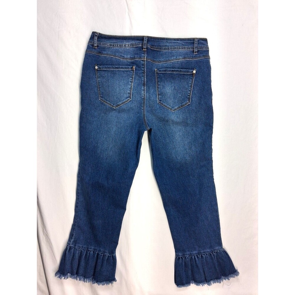 Cato's Womens 10 Cropped Capri Blue Jeans Ruffle Casual Work festival boho - Picture 2 of 8